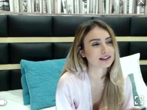 spanish girl live on cam